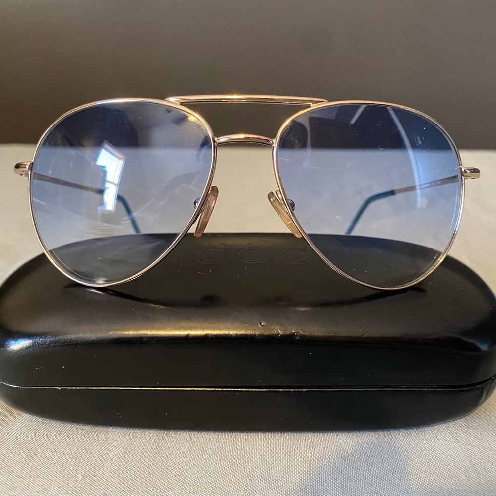 Gucci glasses aviator style